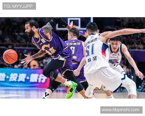 张庆鹏：从篮球场上的拼搏者到人生舞台上的励志典范